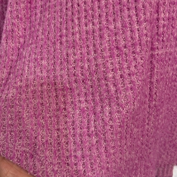 American Eagle - Picture 4 of 4